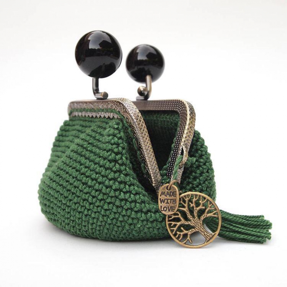 How to make a straw bag