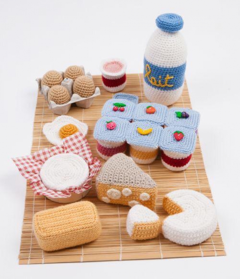 Create 4 fruit crocheted patterns