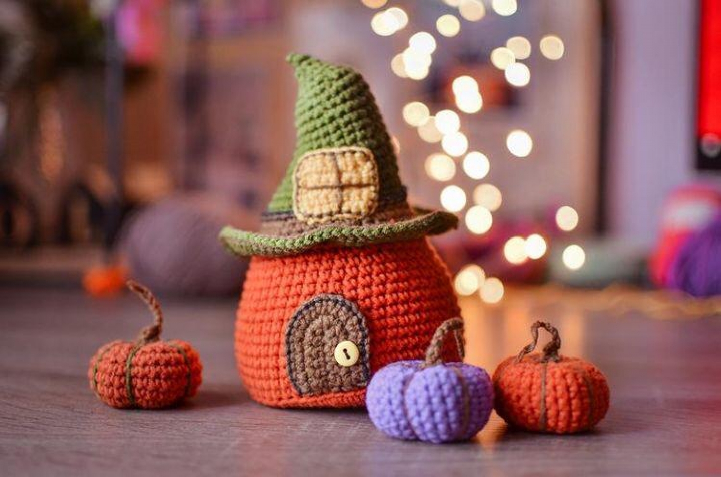 Create 4 fruit crocheted patterns