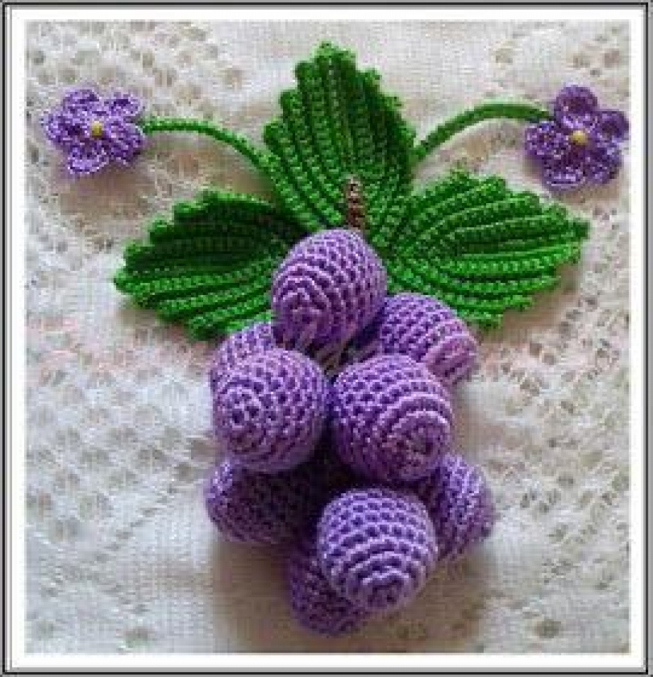 Create 4 fruit crocheted patterns