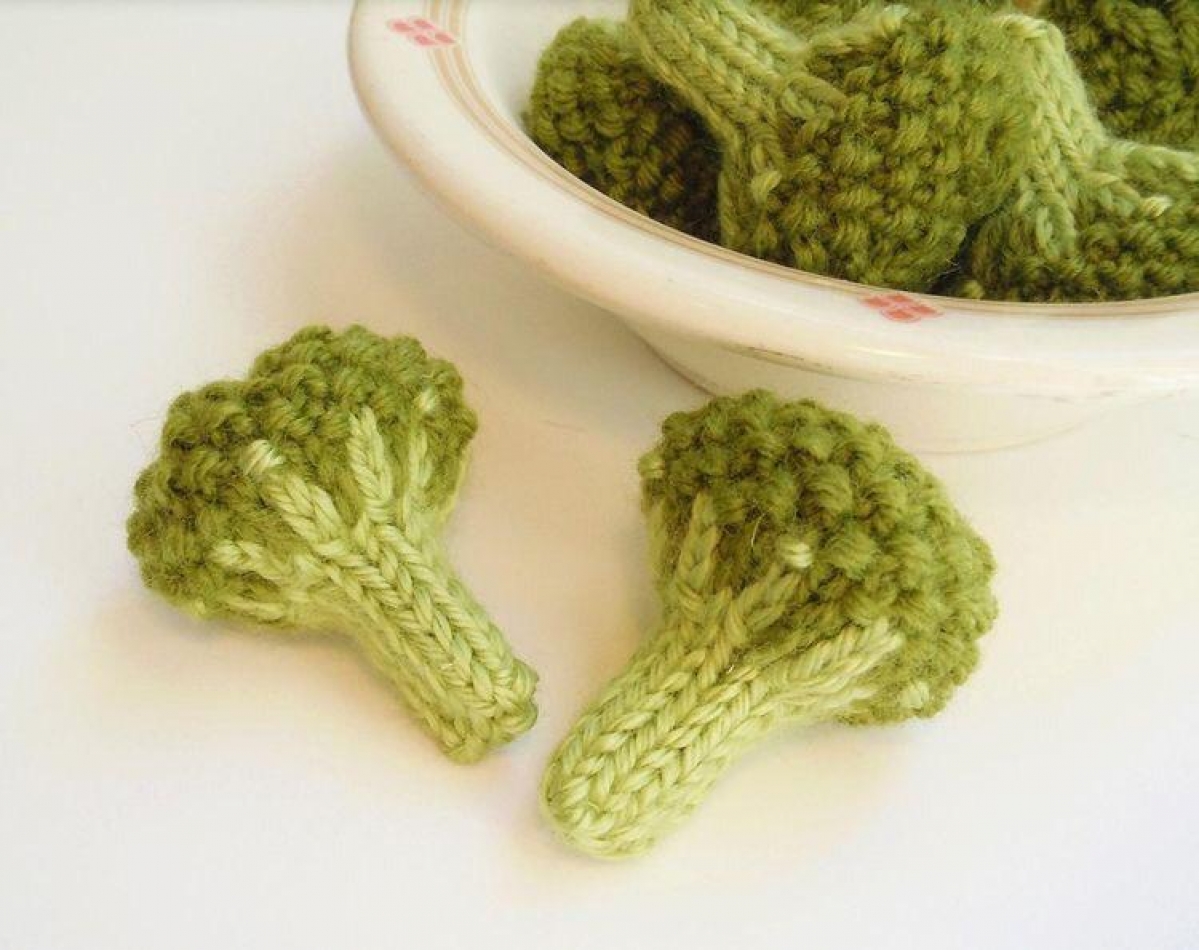 Create 4 fruit crocheted patterns